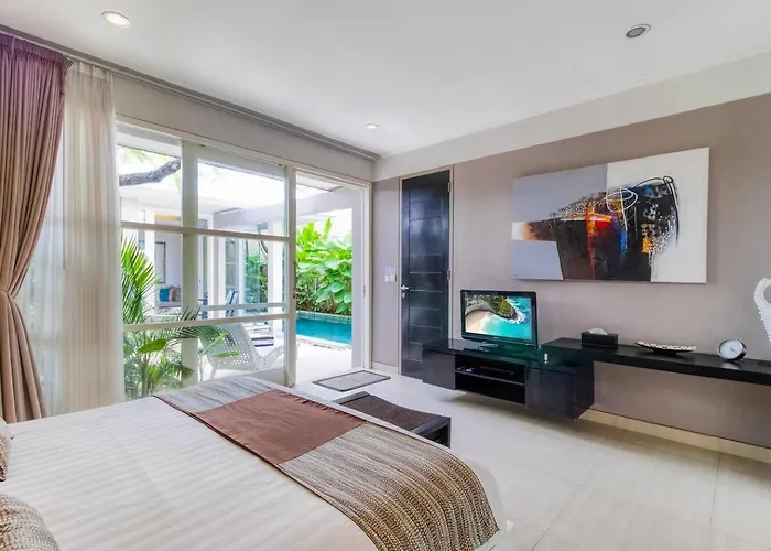 Private 2 Bed Pool In Bustling Petitenget Villa