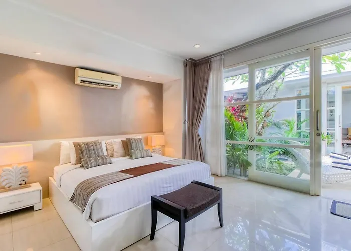 Private 2 Bed Pool In Bustling Petitenget