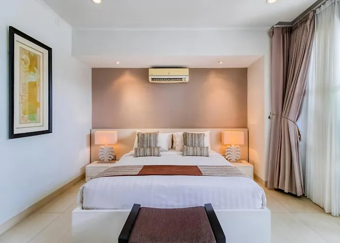 Private 2 Bed Pool In Bustling Petitenget Villa *